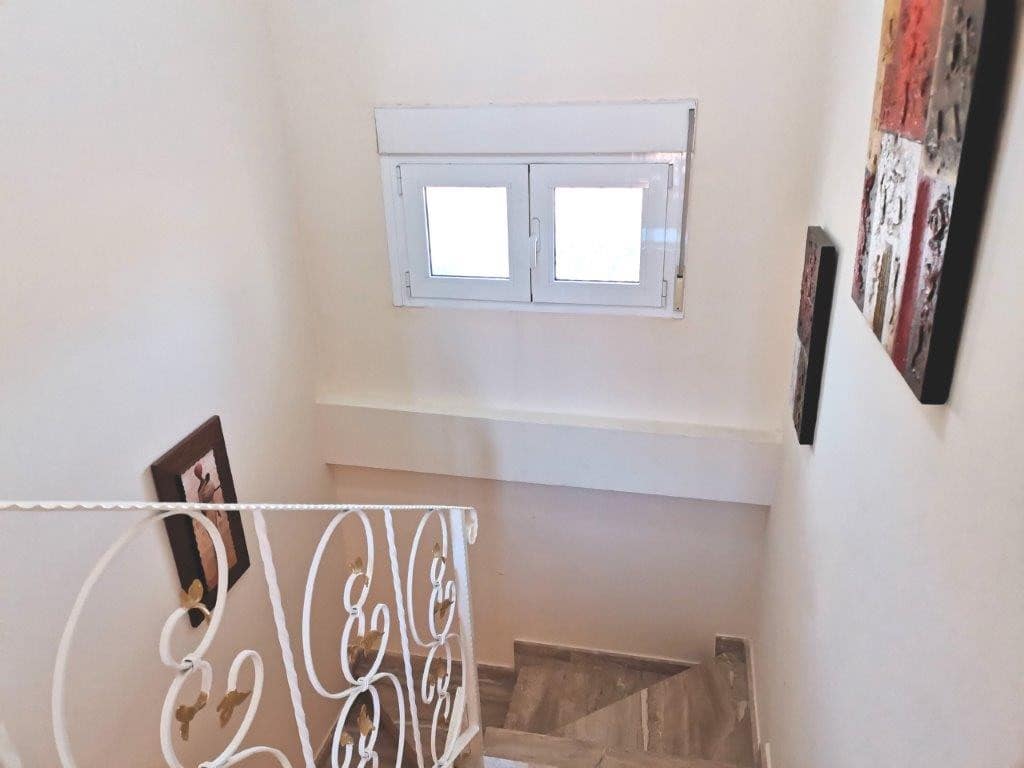 6 Zimmer Villa zu verkaufen in Los Balcones mit Pool - 599.999 € (Ref: 9838299)