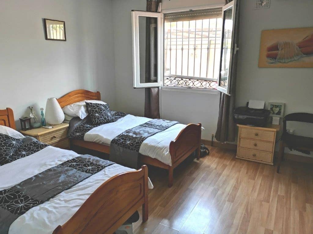 6 Zimmer Villa zu verkaufen in Los Balcones mit Pool - 599.999 € (Ref: 9838299)