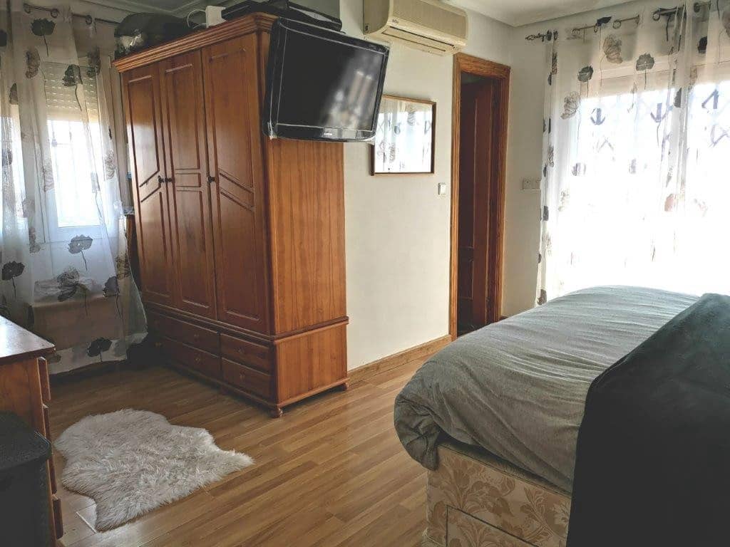 6 Zimmer Villa zu verkaufen in Los Balcones mit Pool - 599.999 € (Ref: 9838299)