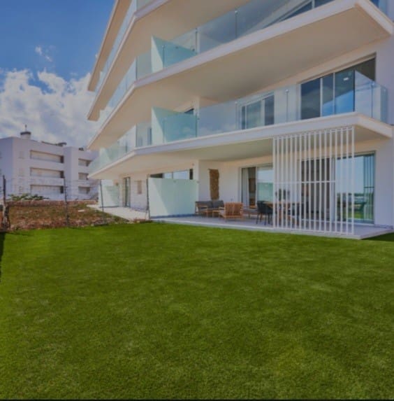 2 soverom Leilighet til salgs i Cala d'Or med svømmebasseng garasje - € 550 000 (Ref: 9841224)