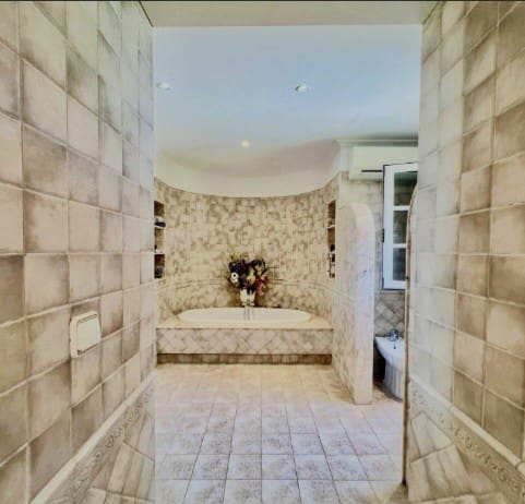 3 Zimmer Villa zu verkaufen in Los Balcones mit Pool Garage - 530.000 € (Ref: 9848487)