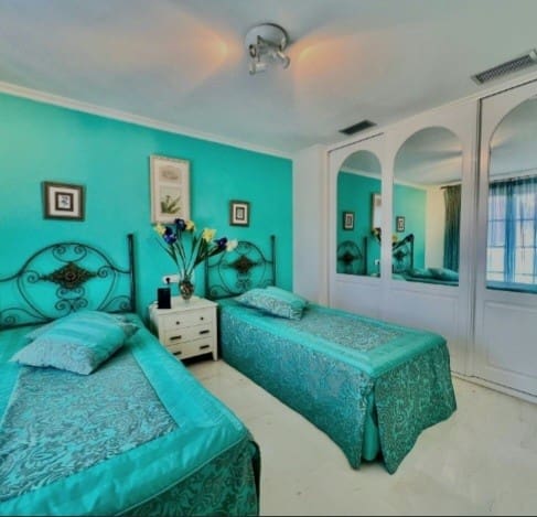 3 Zimmer Villa zu verkaufen in Los Balcones mit Pool Garage - 530.000 € (Ref: 9848487)