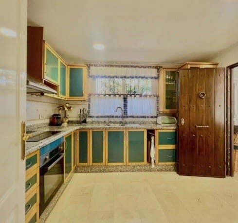 3 Zimmer Villa zu verkaufen in Los Balcones mit Pool Garage - 530.000 € (Ref: 9848487)