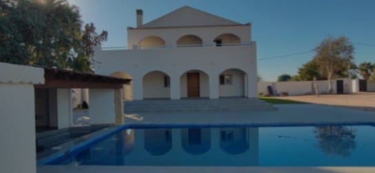 3 soveværelse Finca/Landehus til salg i Catral med swimmingpool - € 450.000 (Ref: 9854452)