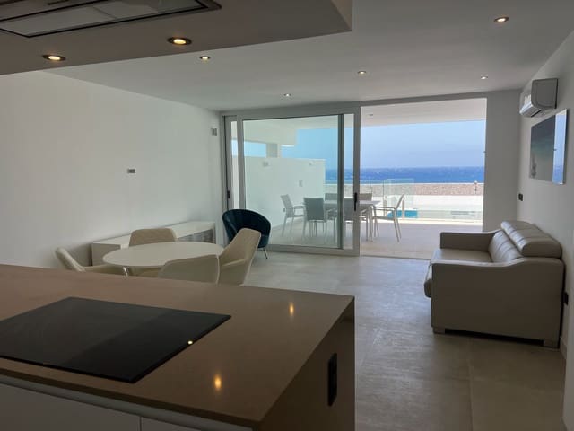 2 quarto Apartamento de Praia para venda em Costa del Silencio, Arona com piscina garagem - 685 000 € (Ref: 8045560)