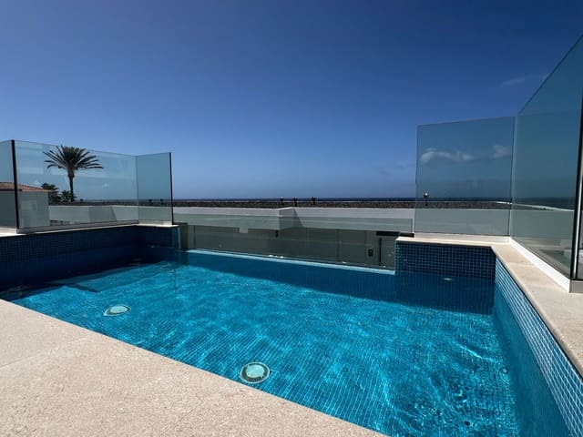 2 quarto Apartamento de Praia para venda em Costa del Silencio, Arona com piscina garagem - 685 000 € (Ref: 8045560)