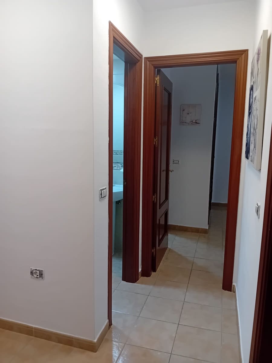 Apartamento de 2 habitaciones en San Isidro de Abona en venta con garaje - 265.000 € (Ref: 8307416)