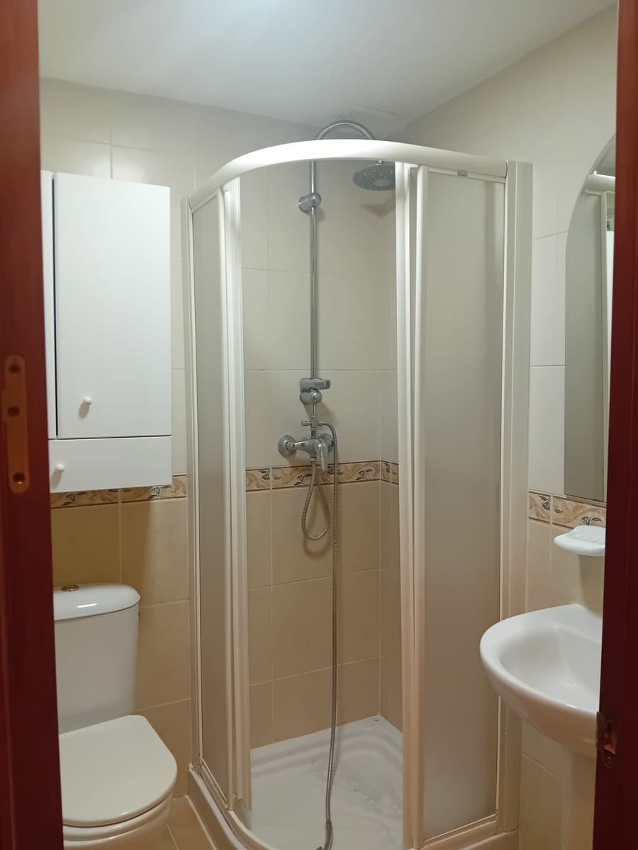 Apartamento de 2 habitaciones en San Isidro de Abona en venta con garaje - 265.000 € (Ref: 8307416)