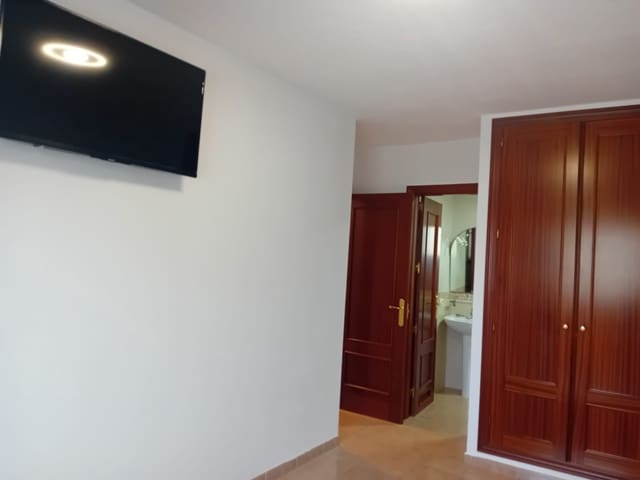 Apartamento de 2 habitaciones en San Isidro de Abona, Granadilla de Abona en venta con garaje - 265.000 € (Ref: 8307416)