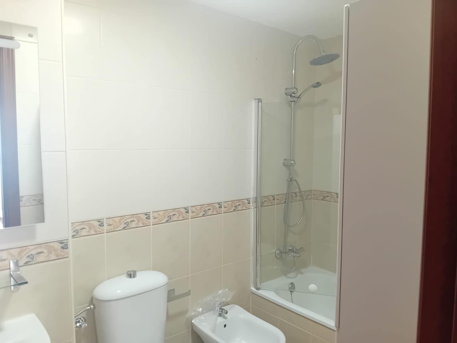 2 sypialnia Apartament na sprzedaż w San Isidro de Abona z garażem - 265 000 € (Ref: 8307416)