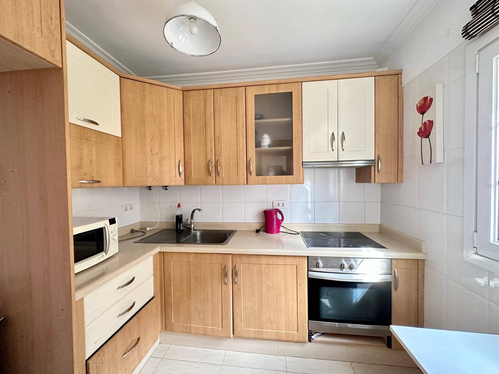 2 soveværelse Byhus til salg i Adeje med swimmingpool garage - € 330.000 (Ref: 8413783)