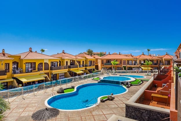 2 bedroom Apartment for sale in Costa del Silencio with pool garage - € 280,000 (Ref: 9314321)