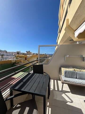 Apartament przy plaży na sprzedaż w Costa Adeje, Adeje z basenem - 229 950 € (Ref: 9580173)