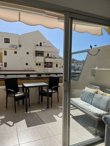 Apartament przy plaży na sprzedaż w Costa Adeje, Adeje z basenem - 229 950 € (Ref: 9580173)