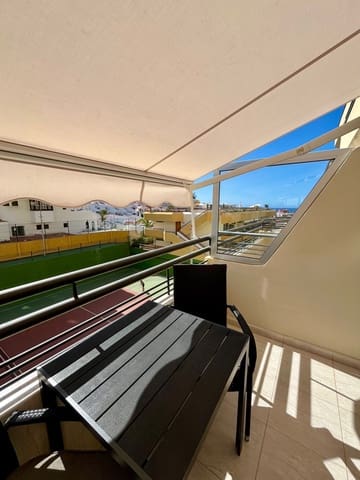 Apartament przy plaży na sprzedaż w Costa Adeje, Adeje z basenem - 229 950 € (Ref: 9580173)