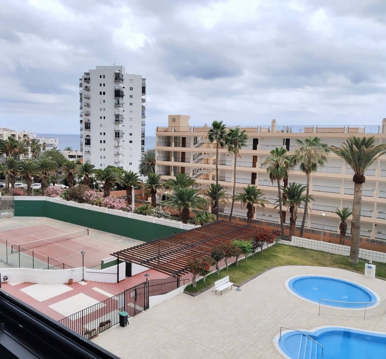 2 slaapkamer Appartement te koop in Los Cristianos met zwembad - € 370.000 (Ref: 9821326)