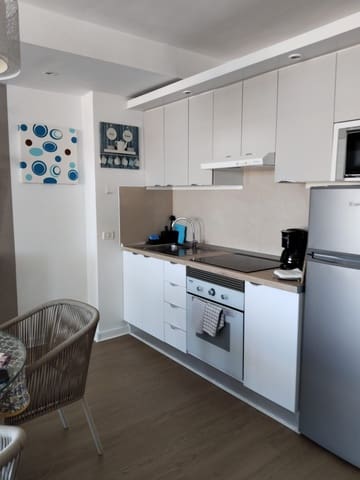 2 soverom Leilighet til salgs i Los Cristianos, Arona med svømmebasseng garasje - € 421 500 (Ref: 9908879)