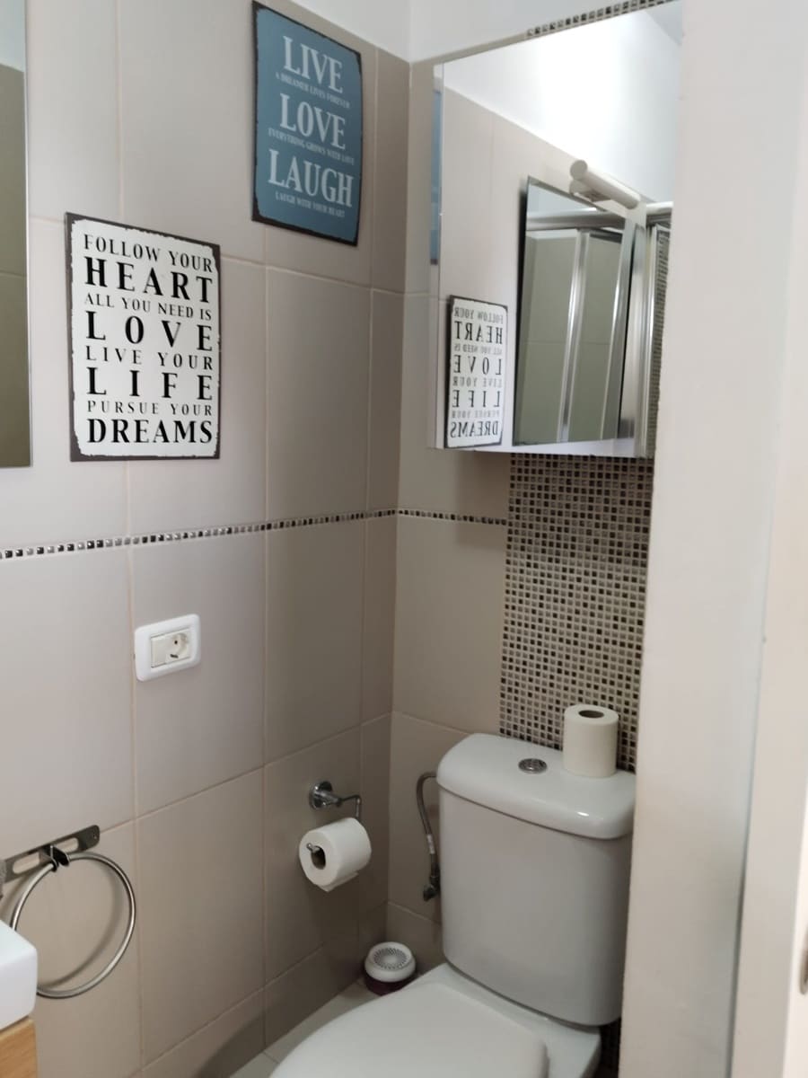 2 soverom Leilighet til salgs i Los Cristianos med svømmebasseng garasje - € 421 500 (Ref: 9908879)