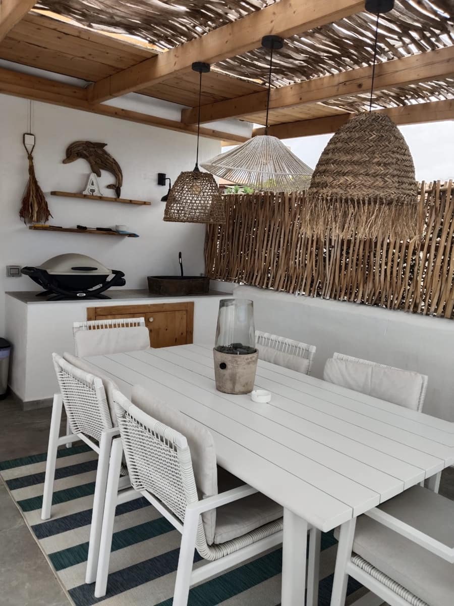 5 bedroom Villa for sale in Chayofa with pool garage - € 1,470,000 (Ref: 9921039)
