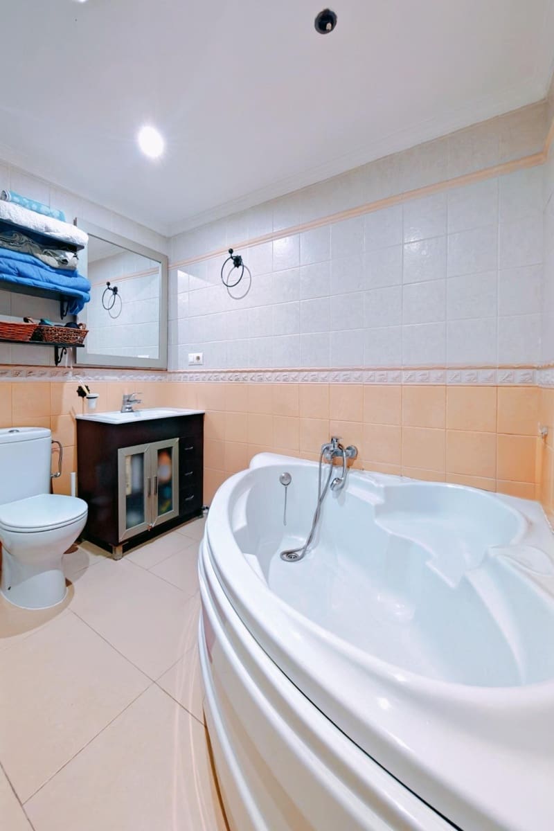 3 chambre Appartement à vendre à Chiclana de la Frontera - 128 000 € (Ref: 10003820)