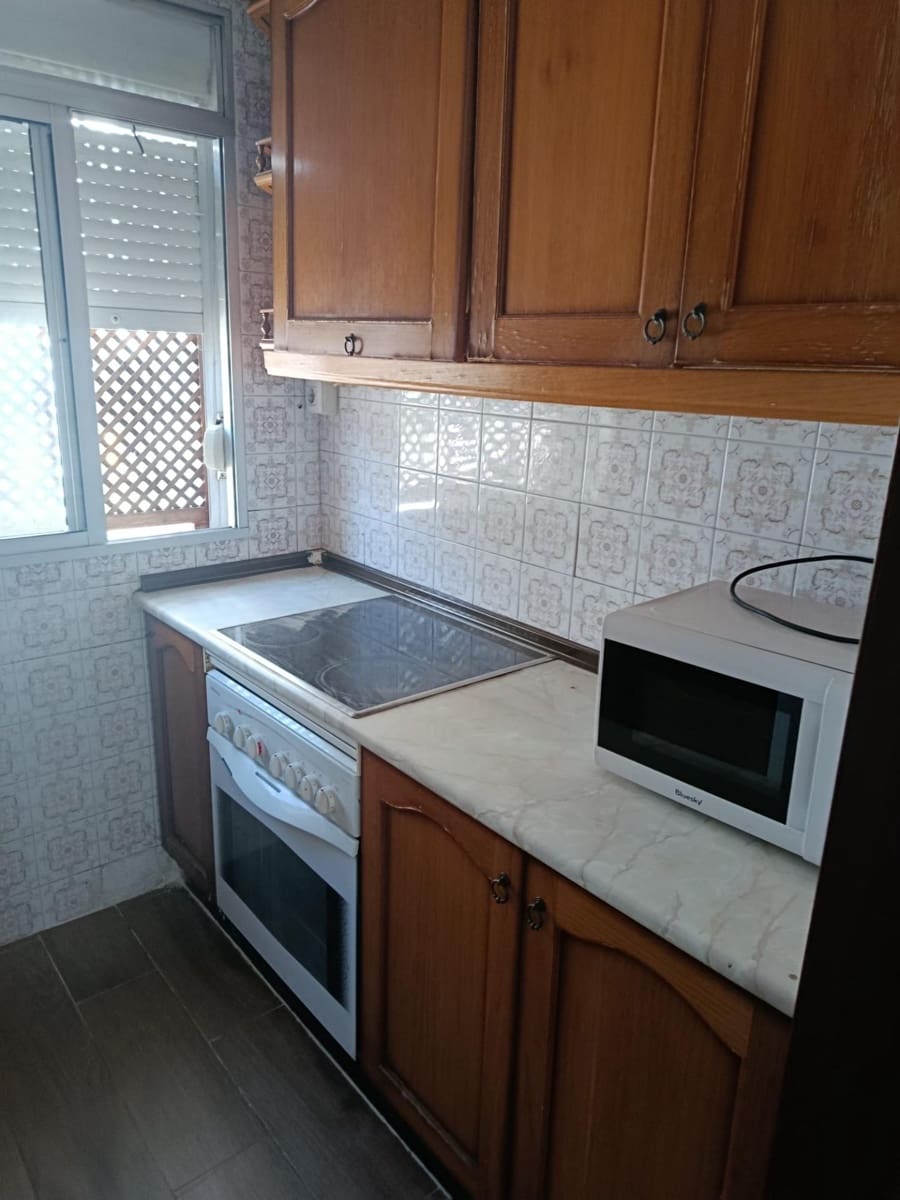 3 bedroom Flat for sale in Jerez de la Frontera - € 120,000 (Ref: 10011574)