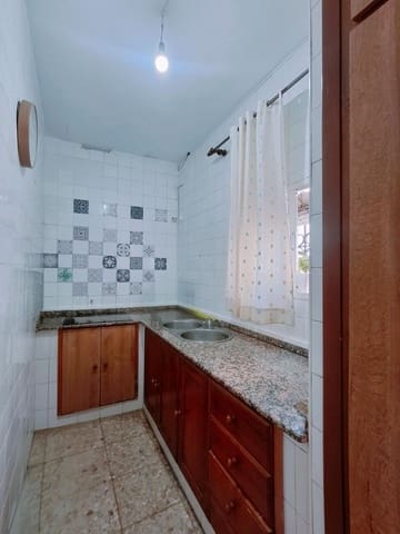 4 soveværelse Byhus til salg i Conil de la Frontera - € 235.000 (Ref: 10021045)