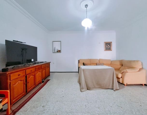 4 soveværelse Byhus til salg i Conil de la Frontera - € 235.000 (Ref: 10021045)