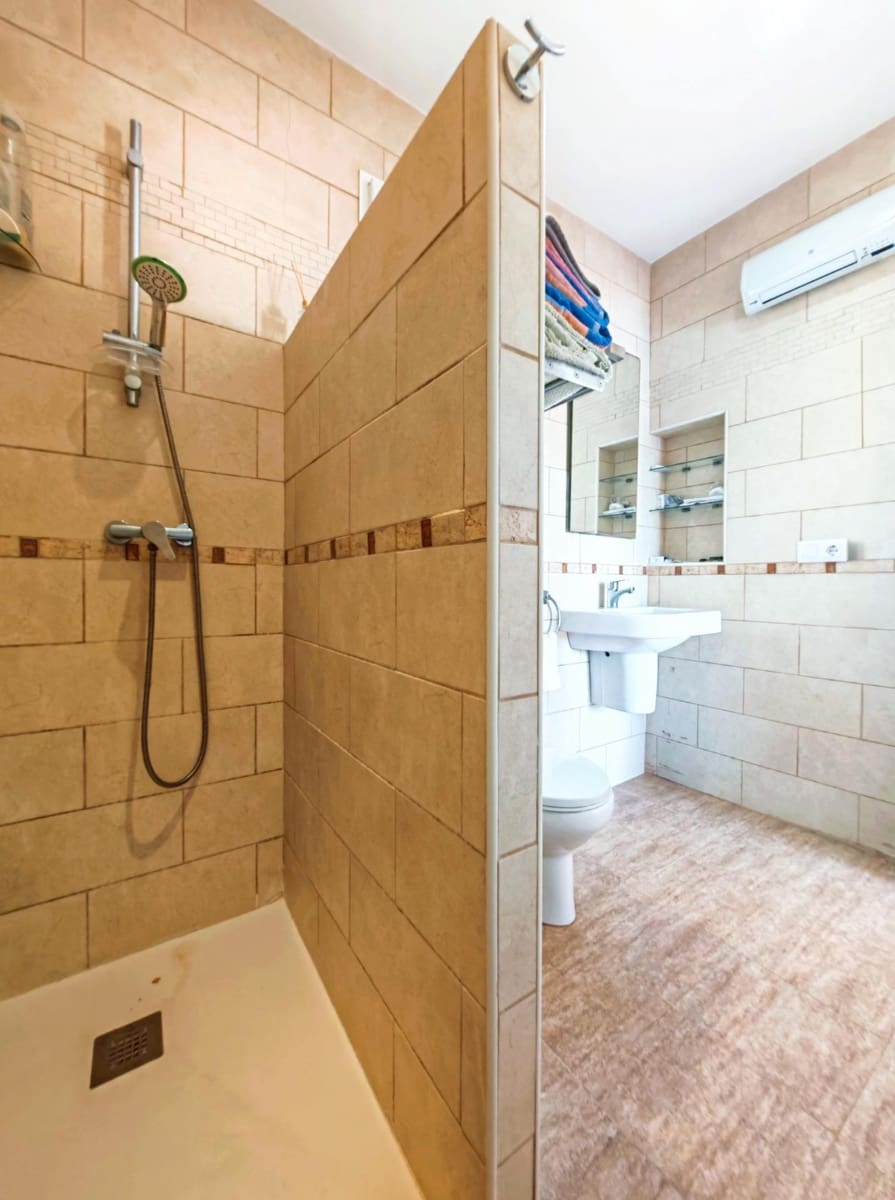 Chalet de 3 habitaciones en Chiclana de la Frontera en venta con piscina garaje - 315.000 € (Ref: 10025845)