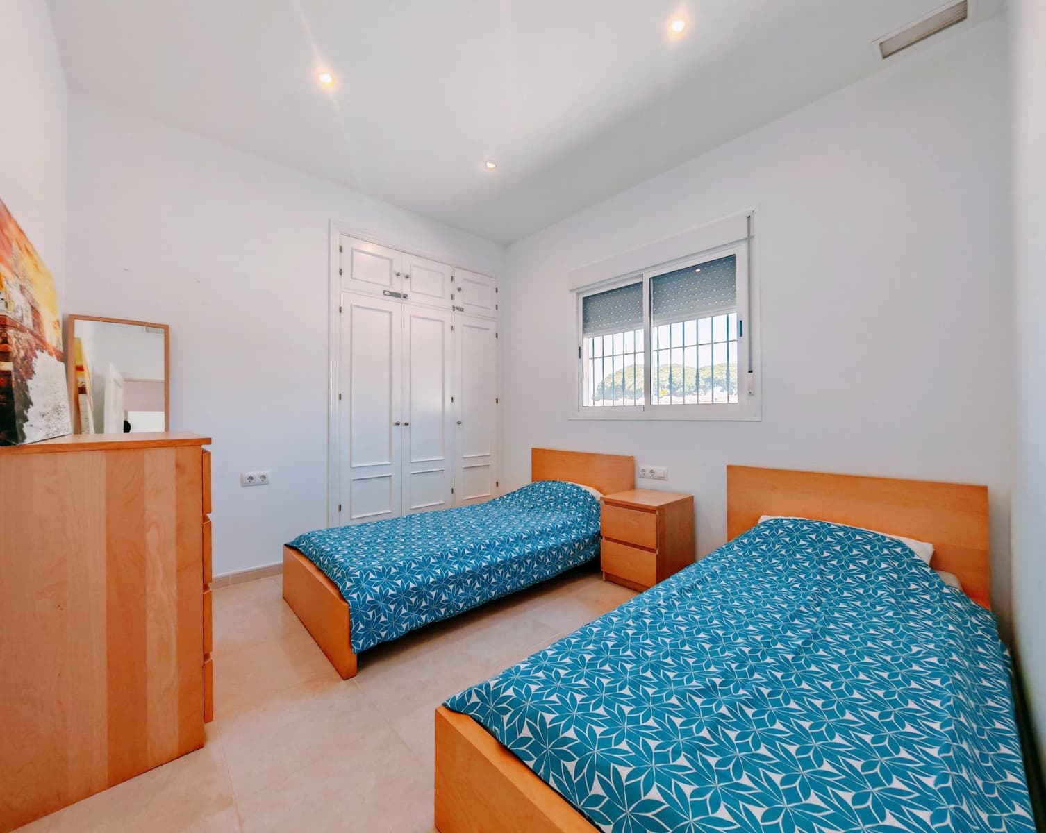 Chalet de 3 habitaciones en Chiclana de la Frontera en venta con piscina garaje - 315.000 € (Ref: 10025845)