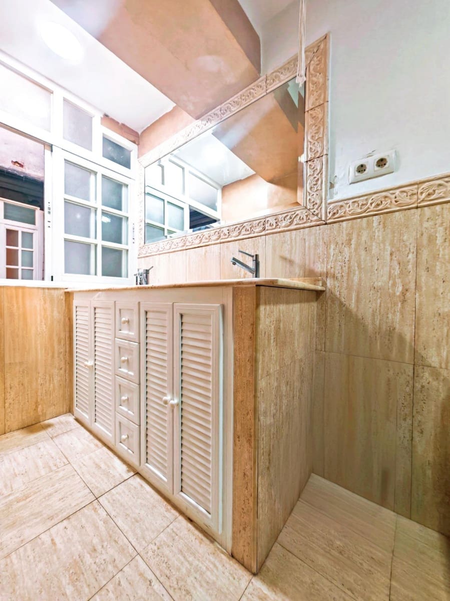 Piso de 3 habitaciones en San Fernando en venta - 190.000 € (Ref: 10086346)