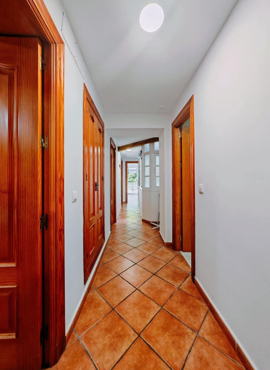 Piso de 3 habitaciones en San Fernando en venta - 190.000 € (Ref: 10086346)
