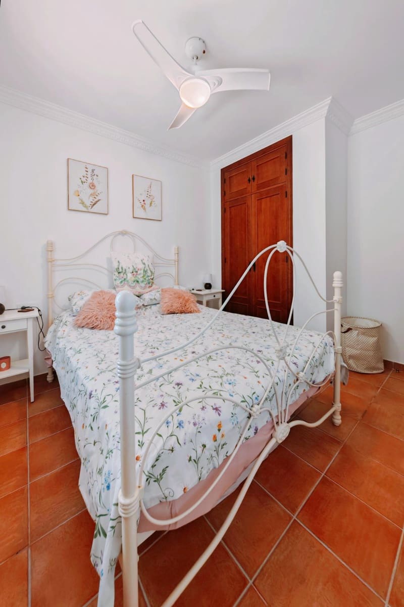 5 camera da letto Villa in vendita in Chiclana de la Frontera con piscina garage - 335.000 € (Rif: 10100334)