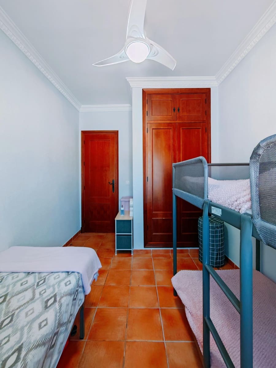 5 camera da letto Villa in vendita in Chiclana de la Frontera con piscina garage - 335.000 € (Rif: 10100334)