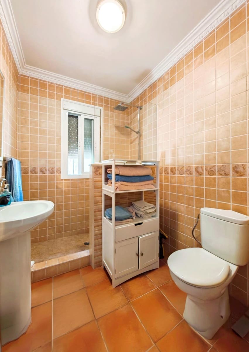 5 camera da letto Villa in vendita in Chiclana de la Frontera con piscina garage - 335.000 € (Rif: 10100334)
