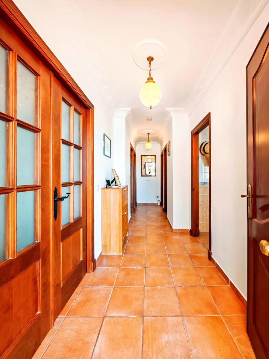 5 camera da letto Villa in vendita in Chiclana de la Frontera con piscina garage - 335.000 € (Rif: 10100334)