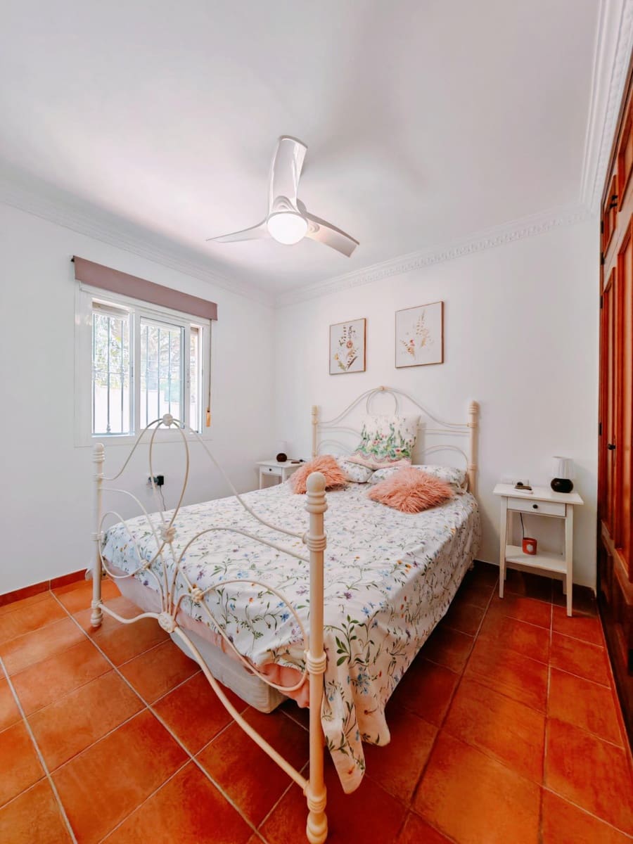 5 camera da letto Villa in vendita in Chiclana de la Frontera con piscina garage - 335.000 € (Rif: 10100334)