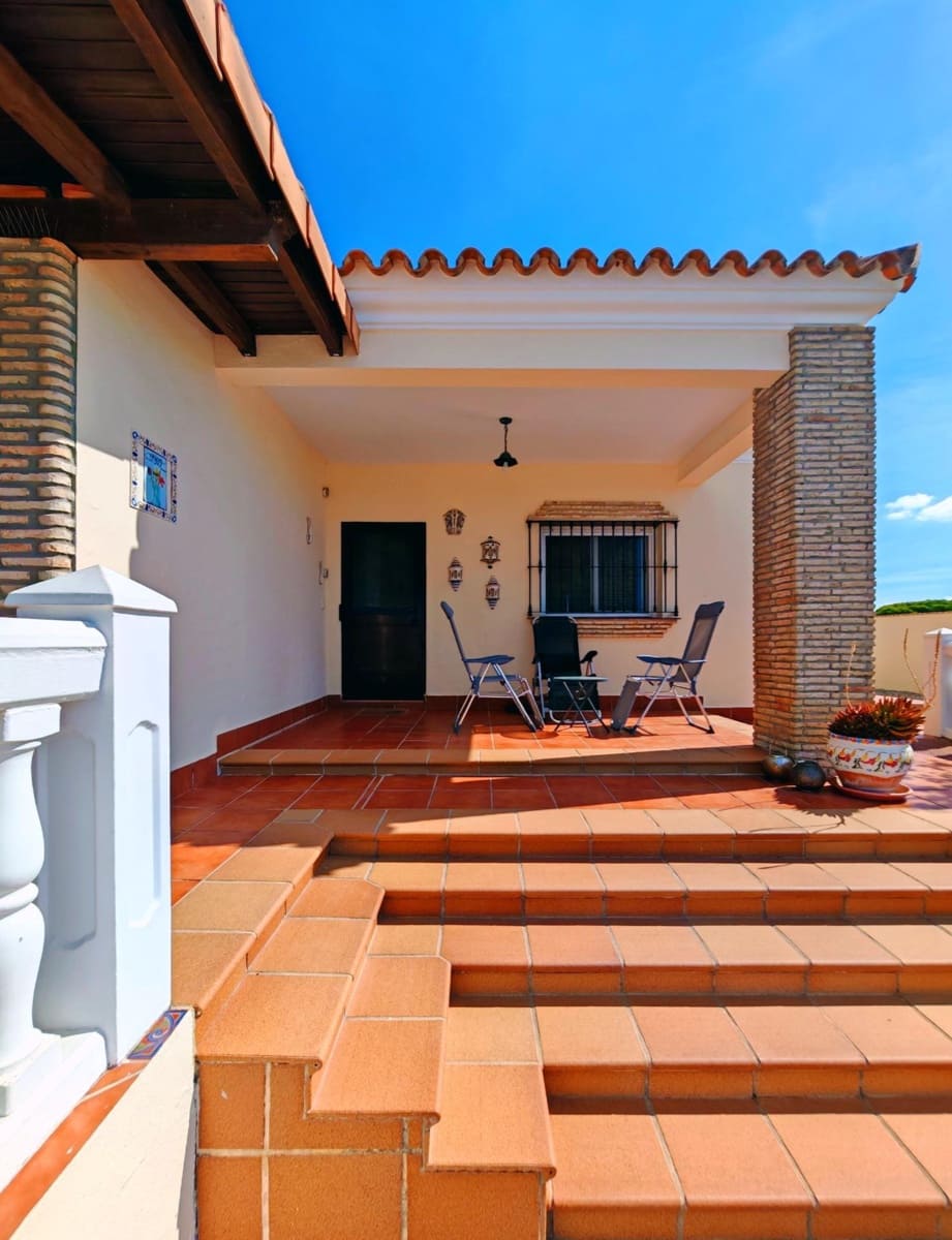5 camera da letto Villa in vendita in Chiclana de la Frontera con piscina garage - 335.000 € (Rif: 10100334)