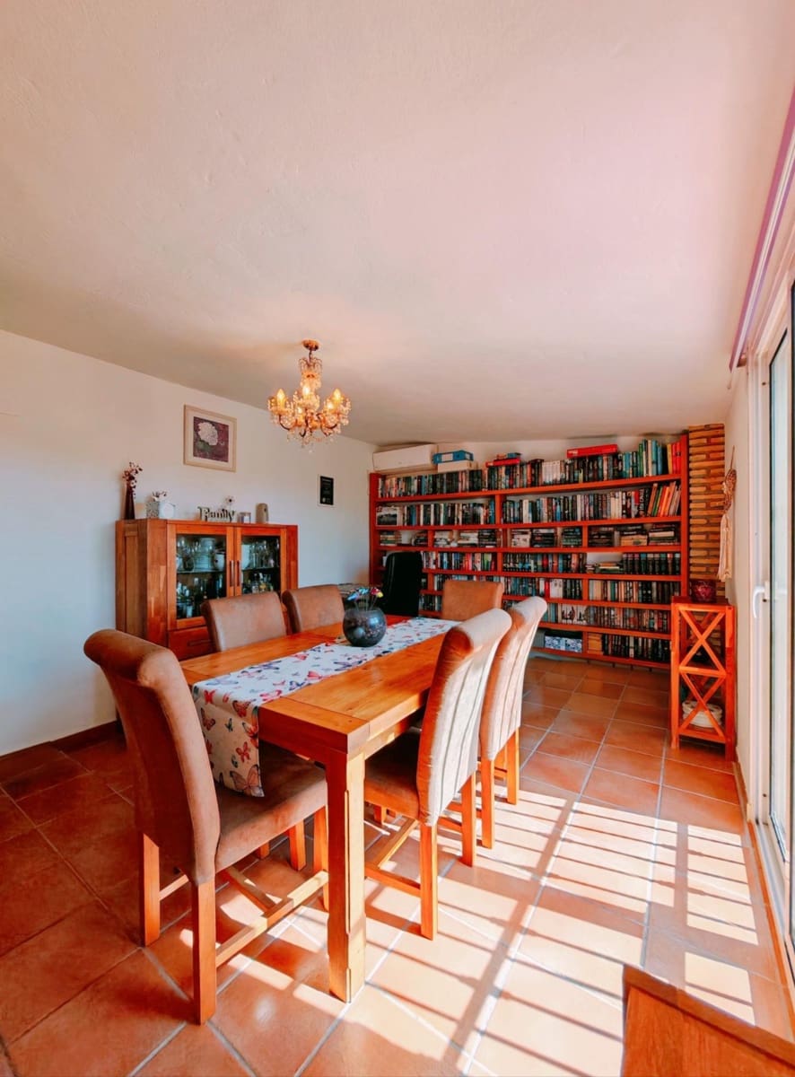 5 camera da letto Villa in vendita in Chiclana de la Frontera con piscina garage - 335.000 € (Rif: 10100334)