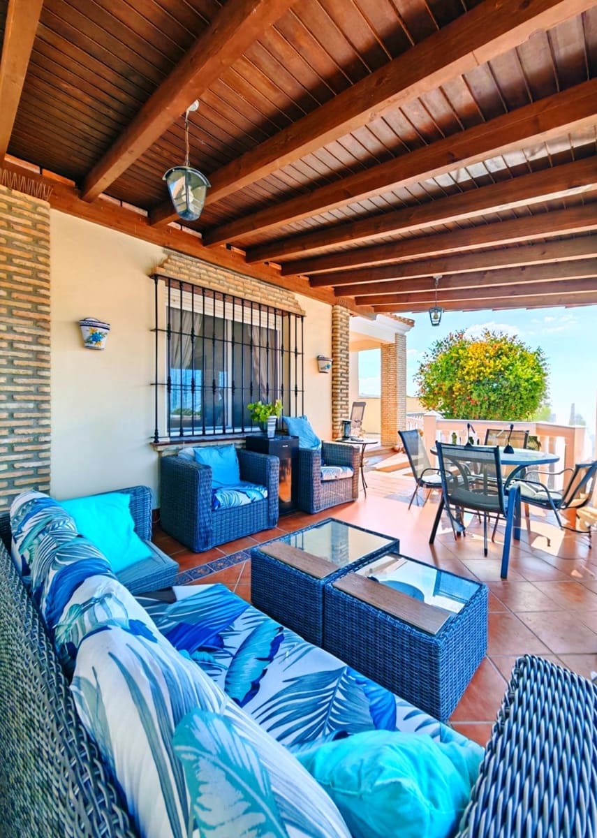 5 camera da letto Villa in vendita in Chiclana de la Frontera con piscina garage - 335.000 € (Rif: 10100334)
