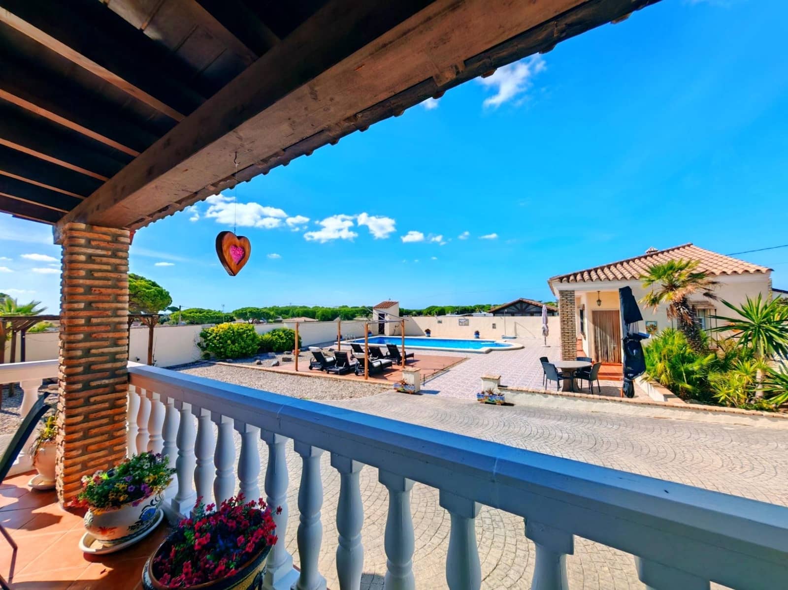 5 camera da letto Villa in vendita in Chiclana de la Frontera con piscina garage - 335.000 € (Rif: 10100334)