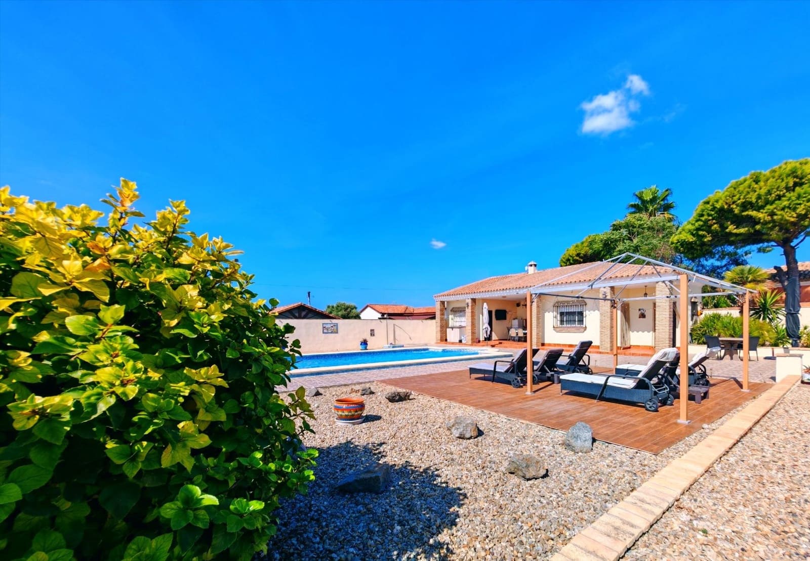 5 camera da letto Villa in vendita in Chiclana de la Frontera con piscina garage - 335.000 € (Rif: 10100334)
