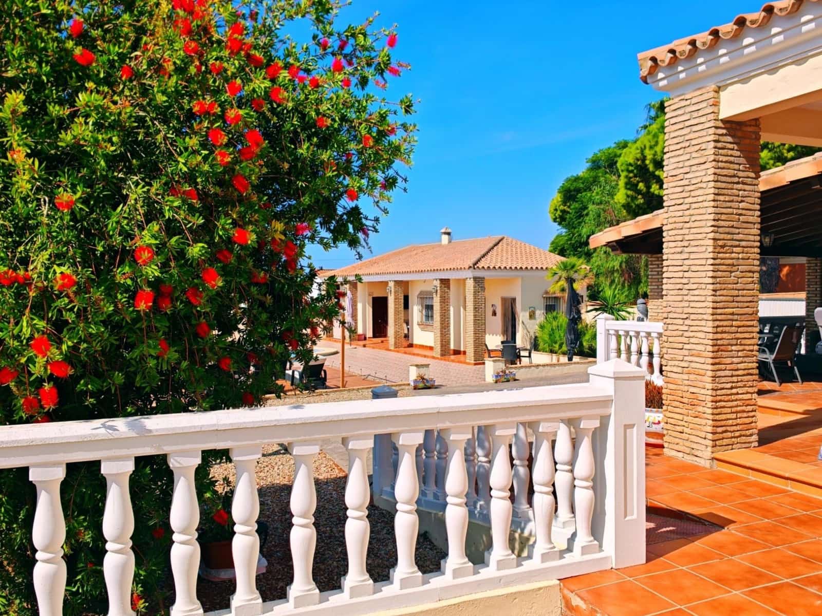 5 camera da letto Villa in vendita in Chiclana de la Frontera con piscina garage - 335.000 € (Rif: 10100334)