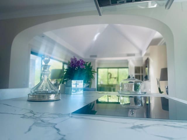 5 sypialnia Willa na sprzedaż w Arcos de la Frontera z basenem garażem - 765 000 € (Ref: 10131784)