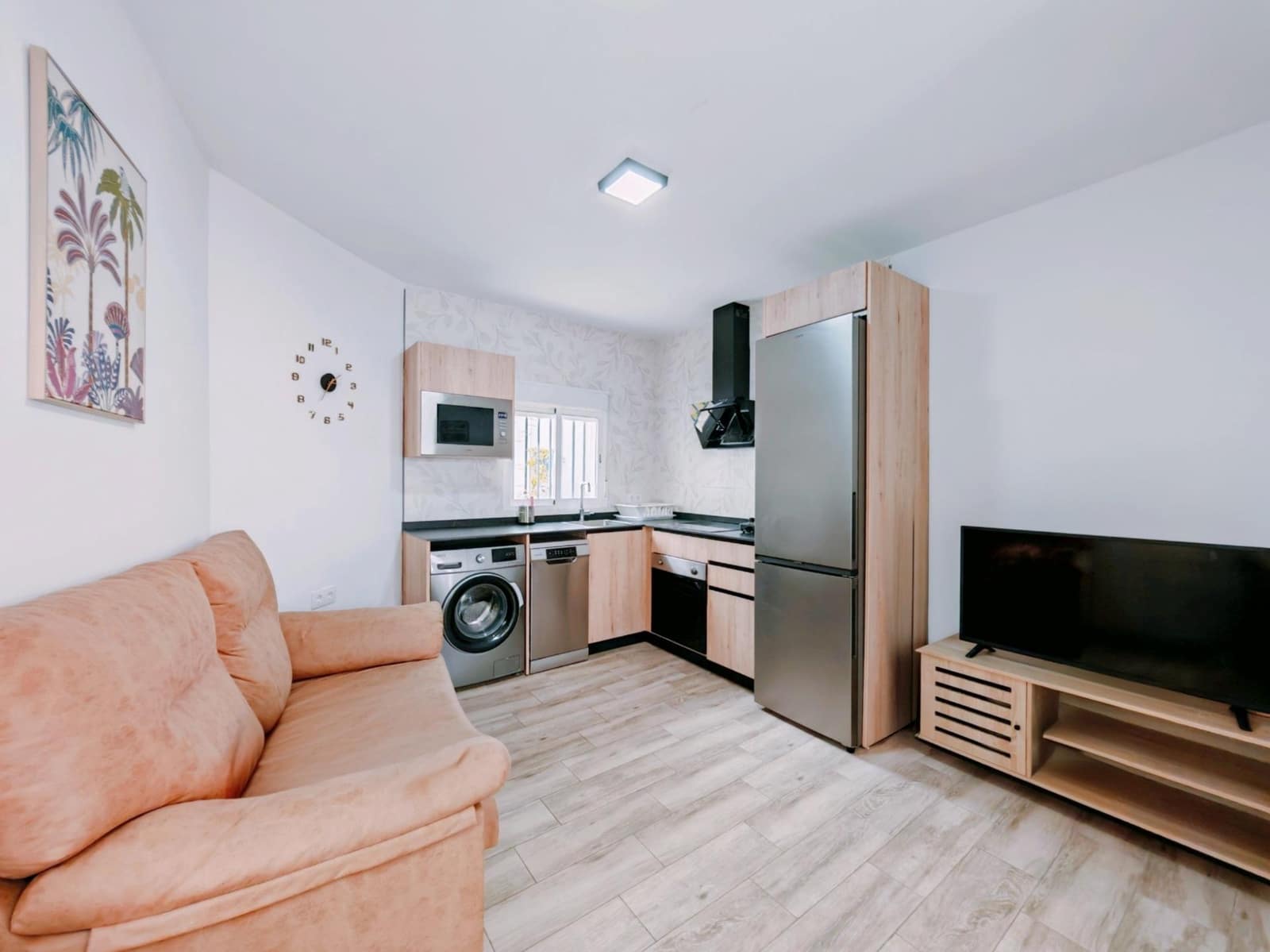 2 bedroom Townhouse for sale in Conil de la Frontera - € 275,990 (Ref: 10131785)