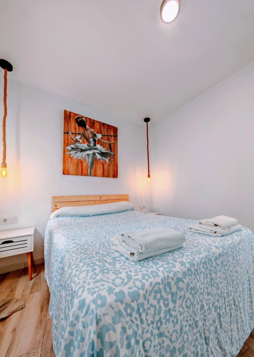 2 bedroom Townhouse for sale in Conil de la Frontera - € 275,990 (Ref: 10131785)