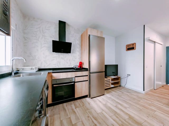 2 chambre Maison de Ville à vendre à Conil de la Frontera - 275 990 € (Ref: 10131785)