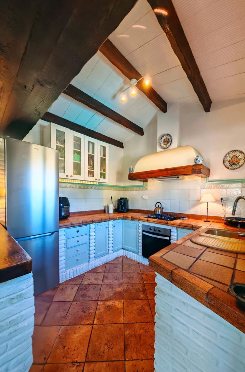 4 chambre Villa/Maison à vendre à Pago del Humo avec piscine garage - 420 000 € (Ref: 10139856)