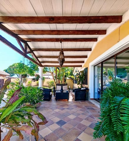 4 chambre Villa/Maison à vendre à Pago del Humo, Chiclana de la Frontera avec piscine garage - 420 000 € (Ref: 10139856)