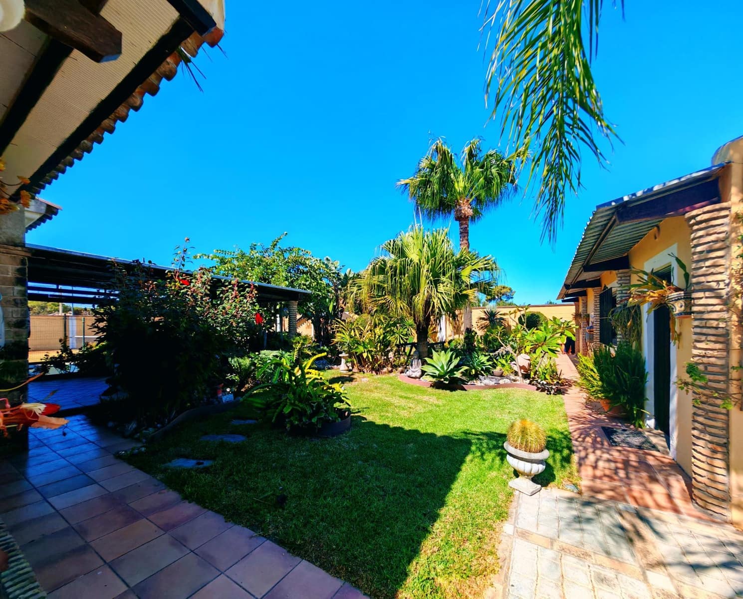 4 chambre Villa/Maison à vendre à Pago del Humo avec piscine garage - 420 000 € (Ref: 10139856)