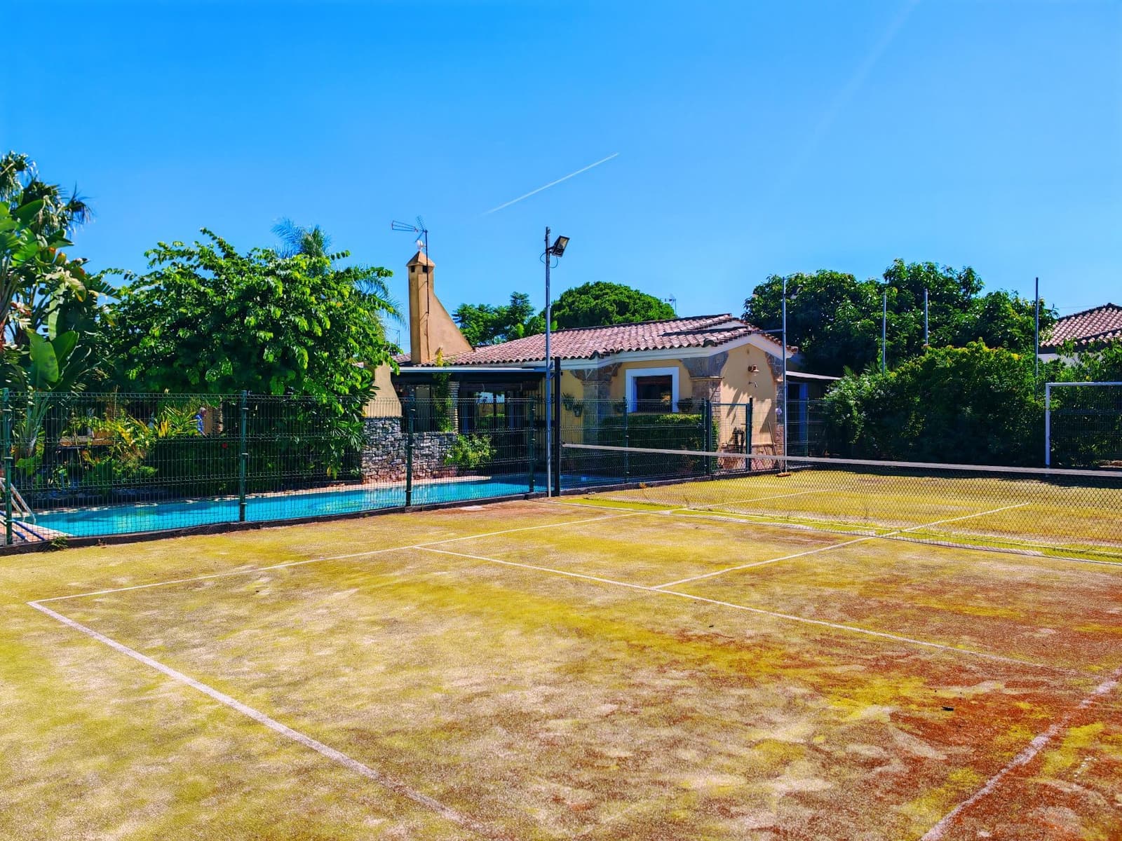 4 chambre Villa/Maison à vendre à Pago del Humo avec piscine garage - 420 000 € (Ref: 10139856)